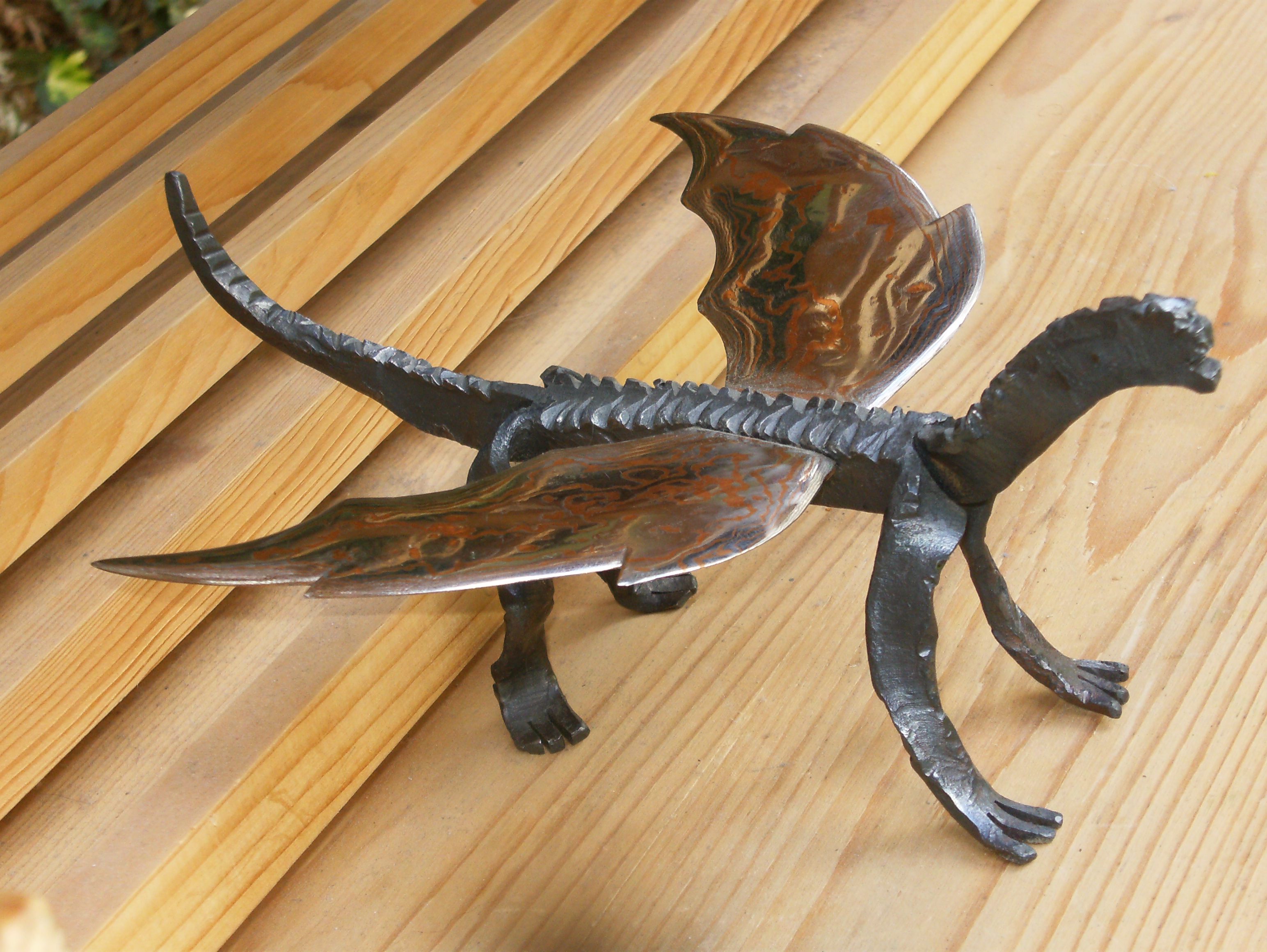 dragon damas